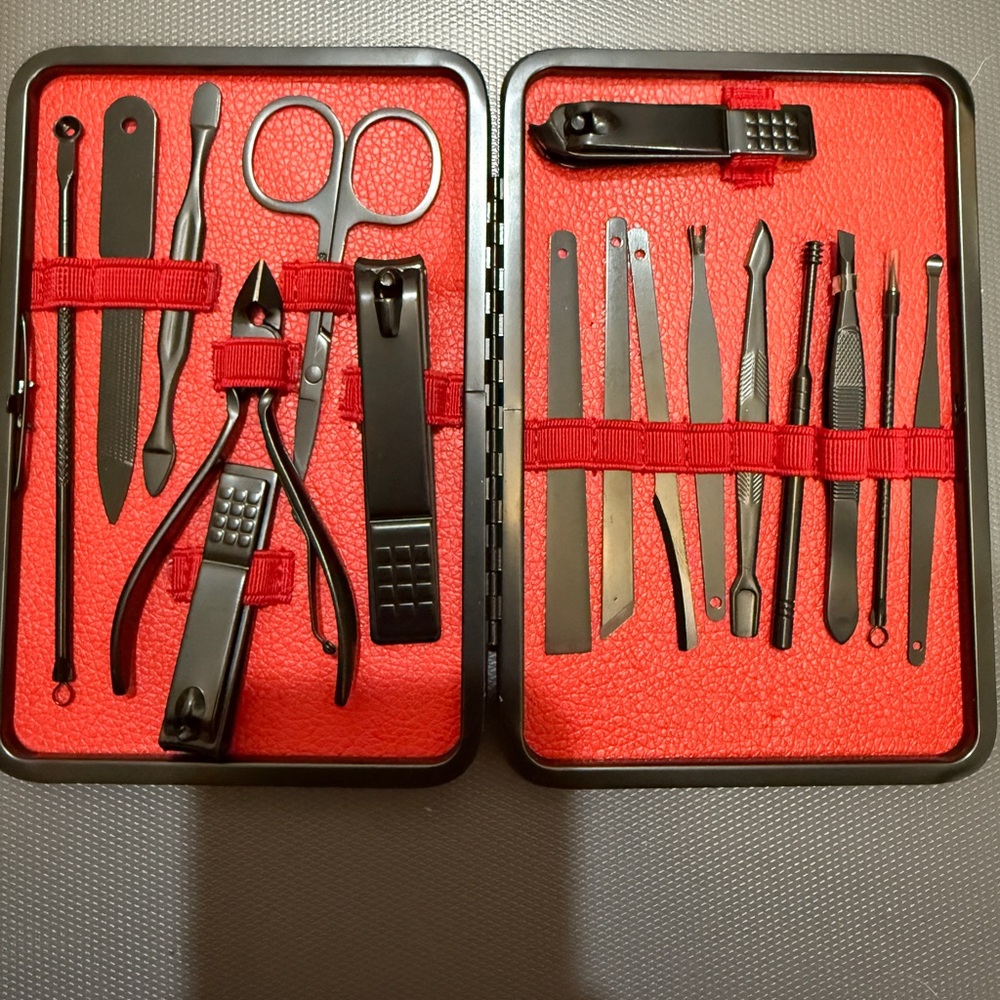 17 Pcs manicure pedicure set nail clippe
